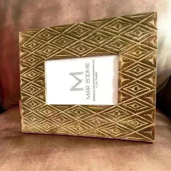 LAST ONE!!! Handmade Mango Wood Photo Frame Hand Carved Ornate Geometric Pattern - Picture 2 of 7